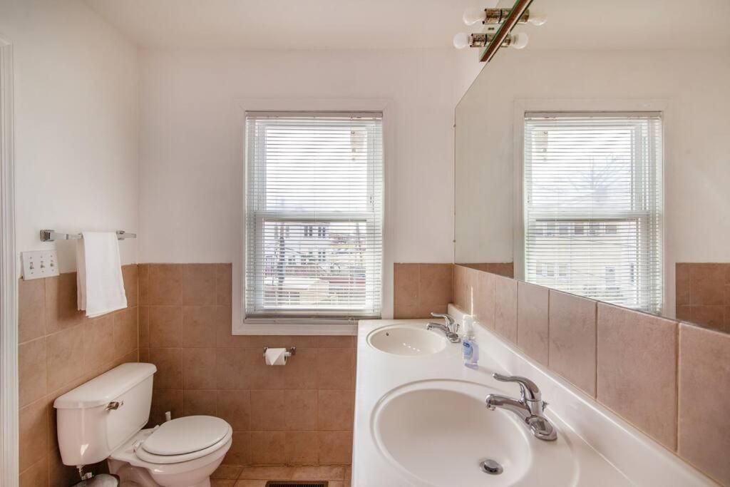 Relaxing, Spacious, Private, Walkable In Petworth! Waszyngton Zewnętrze zdjęcie